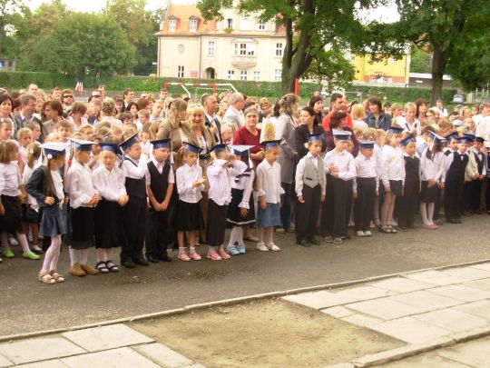 Za chwil uczniowie spotkaj si z wychowawcami