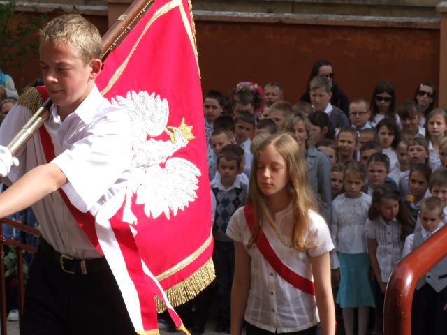 Wprowadzenie pocztu sztandarowego