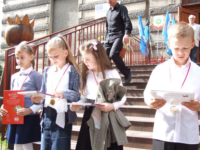 Uczniowie nagrodzeni w konkursach